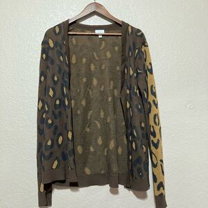 Time and Tru Animal Print Cardigan in Brown and Tan